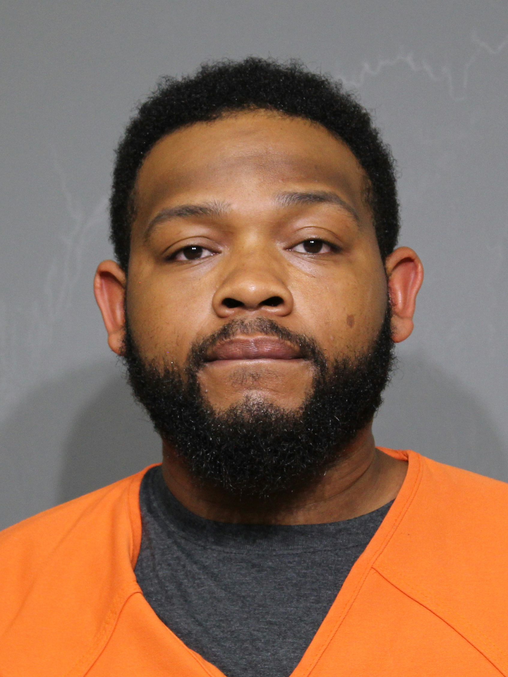 Booking photo for Wallace, Quiante Niquan