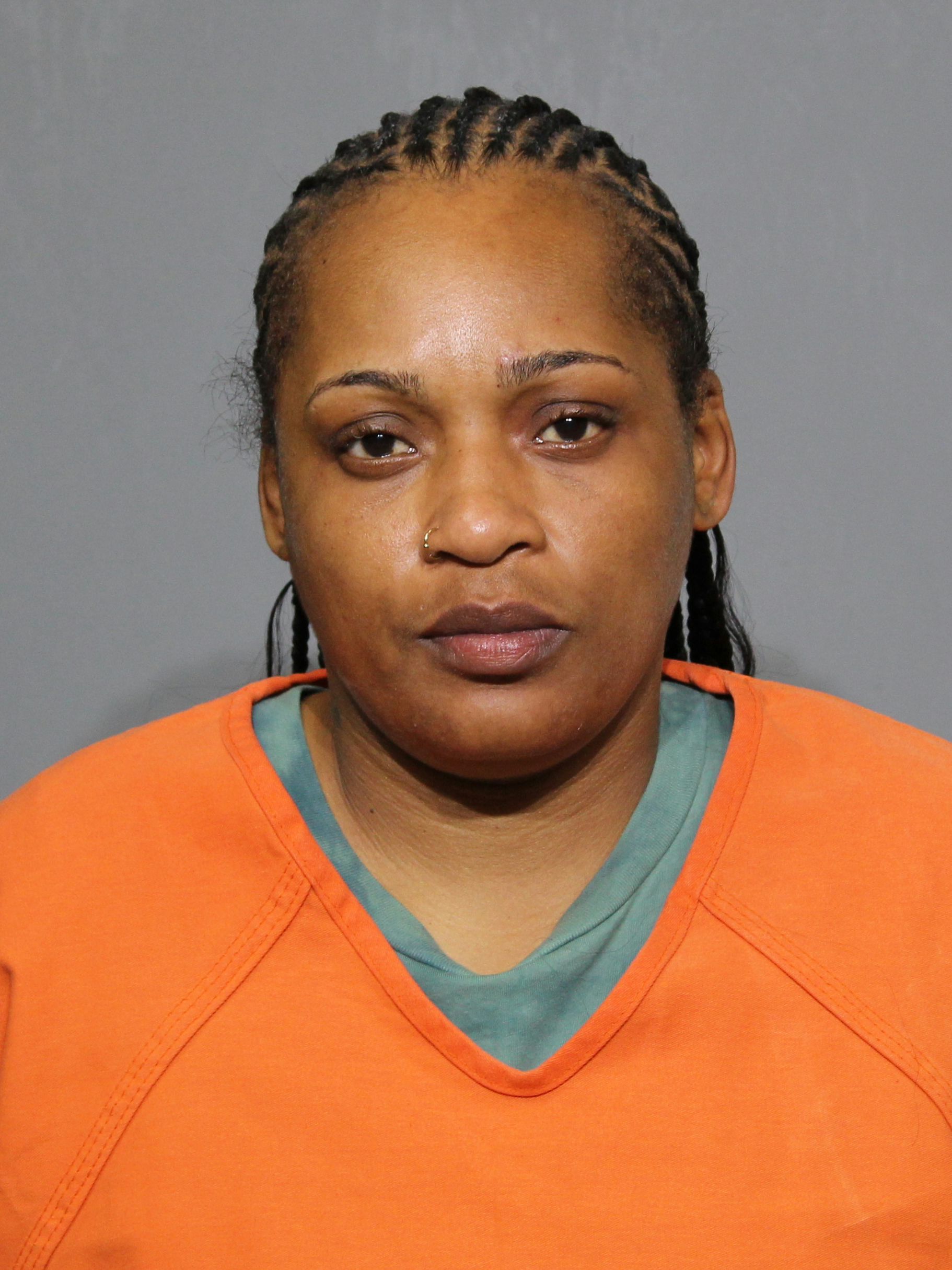 Booking photo for Avery, Tierra Barda